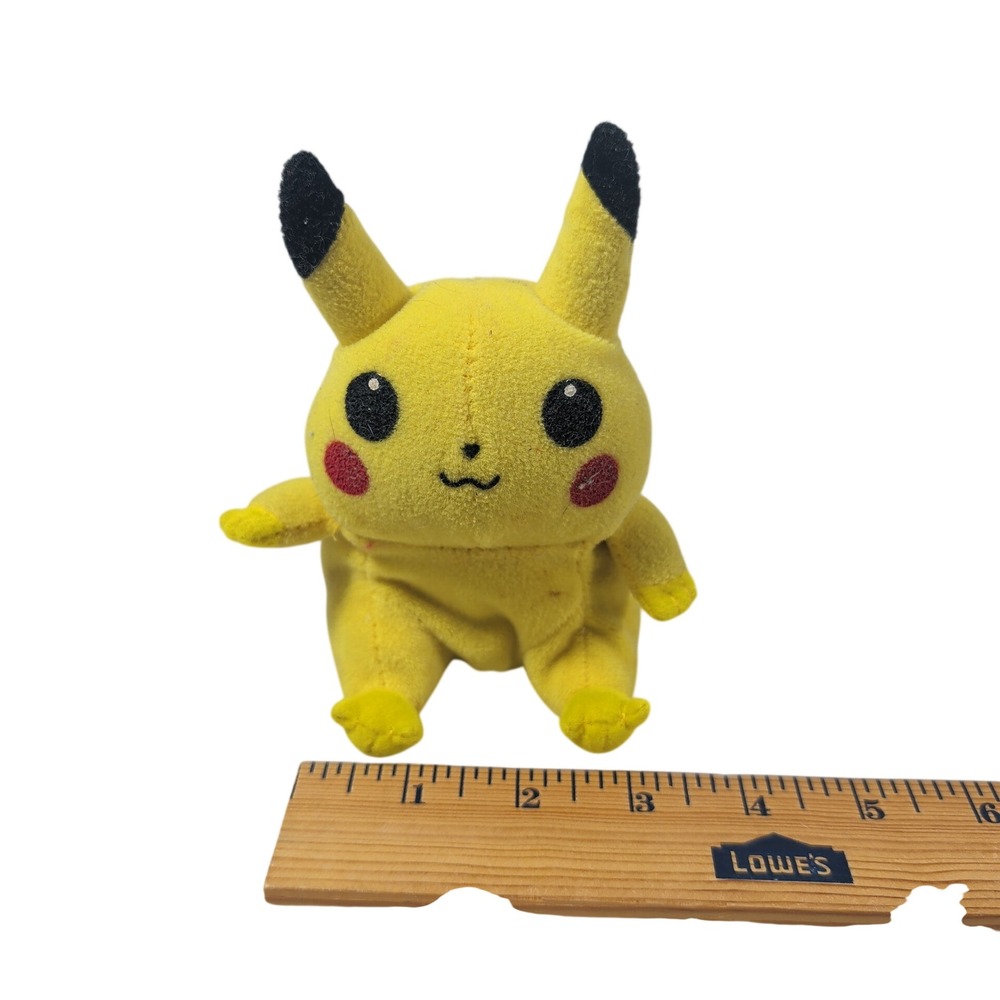 Hasbro Plush Unisex Small Yellow Pikachu Beanie 1998 Vintage Bean Bag Toy 4.5in